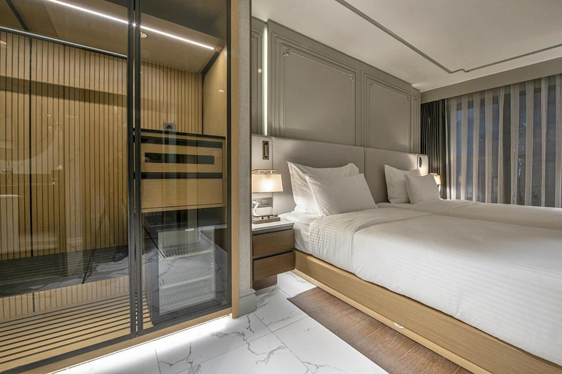 Stayso The House Hotel Istanbul Exterior foto A bedroom at the hotel