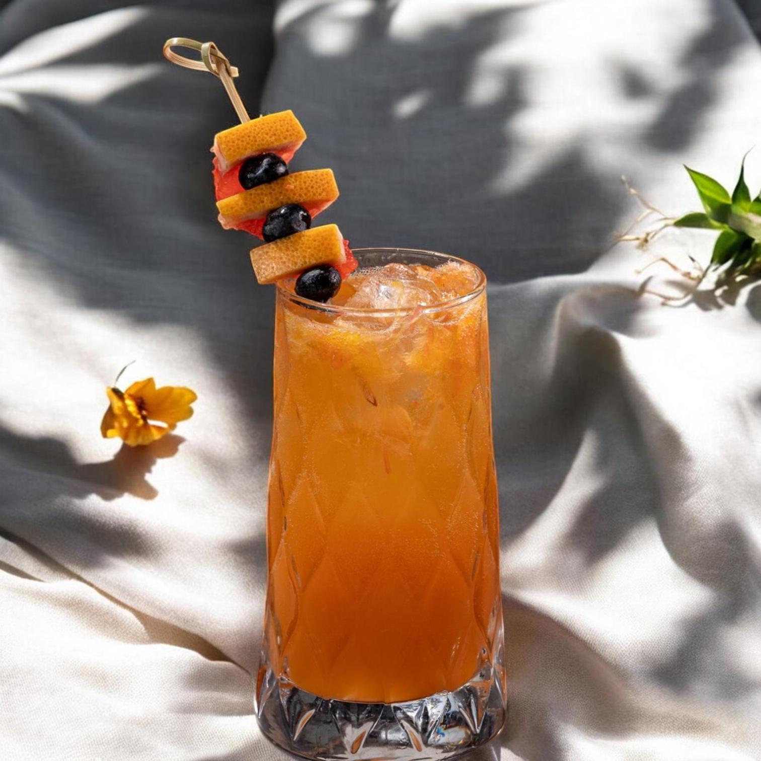 Stayso The House Hotel Istanbul Exterior foto A screwdriver cocktail